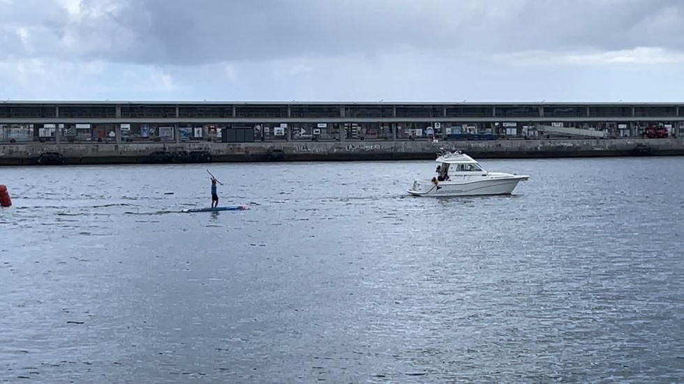 Francês Colmas e espanhola Duna vencem o Madeira Island SUP Challenge