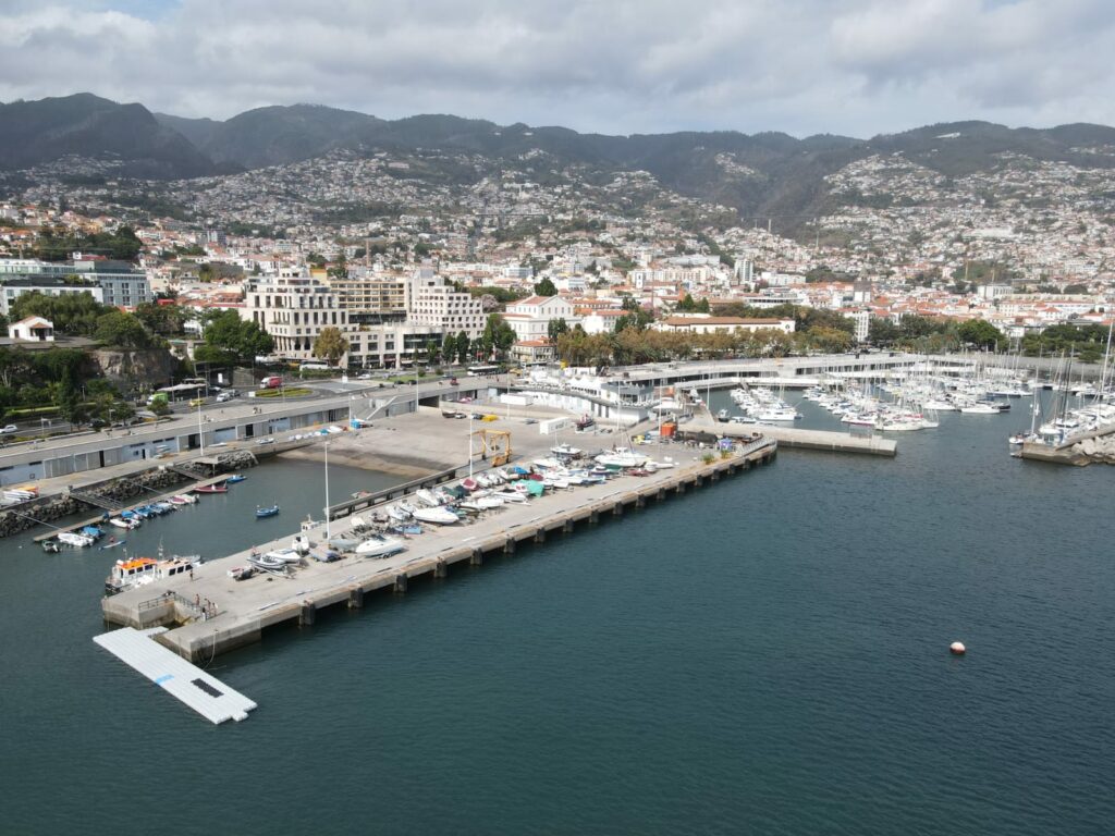 Madeira Island SUP Challenge 2024 com 50 atletas de 5 clubes nacionais e internacionais